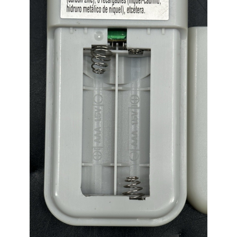 Fan/AC Remote Control Unbranded - Picture 8 of 8